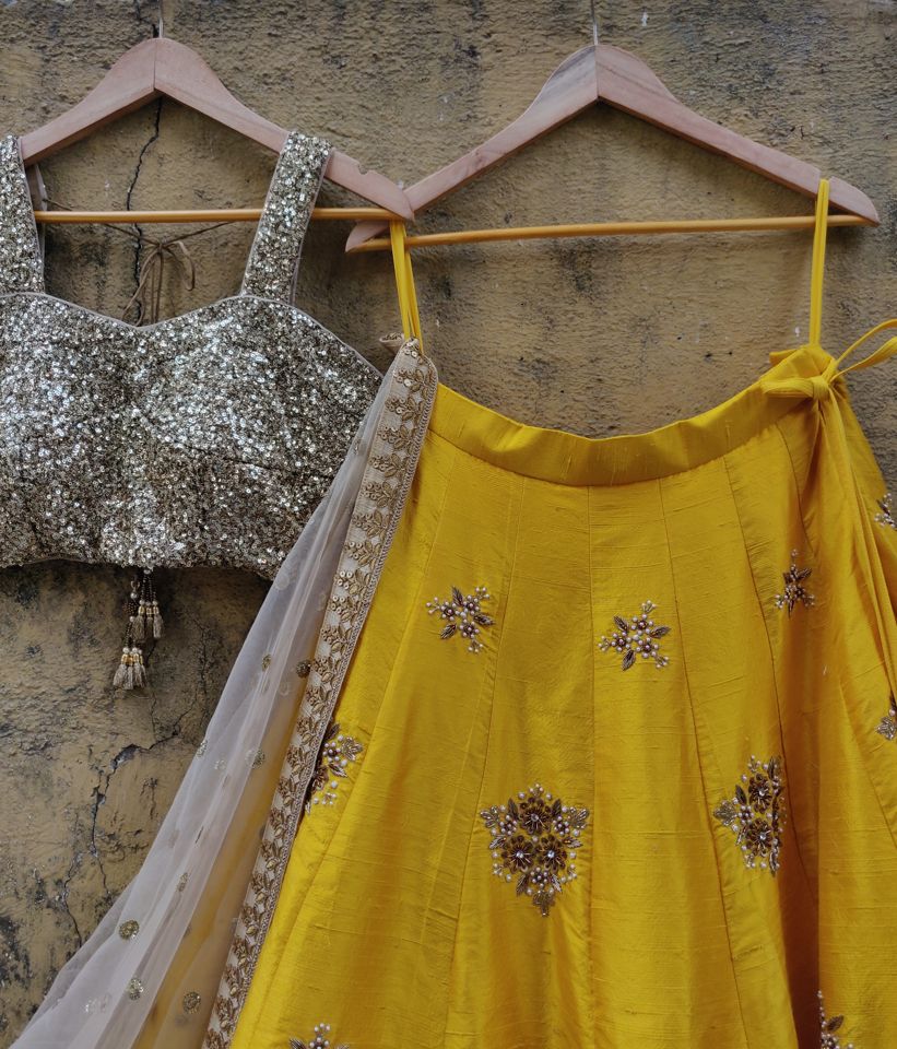 Yellow and Gold Raw Silk Lehenga - Fashion Brand & Designer Priti Sahni 10