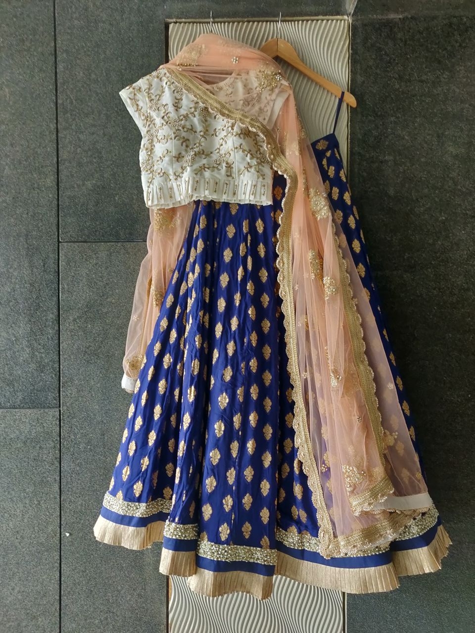 Will a Royal blue colour shervani go well with a pastel peach lehenga? -  Wedding Fashion - Forum Weddingwire.in