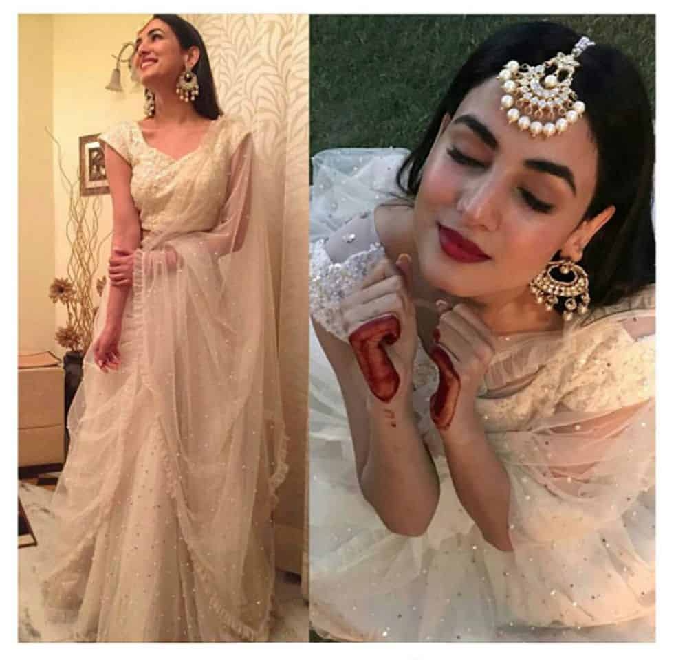 Celebrities Sonal Chauhan Celebrity Fashion Designer and Brand Priti Sahni - Celebrities