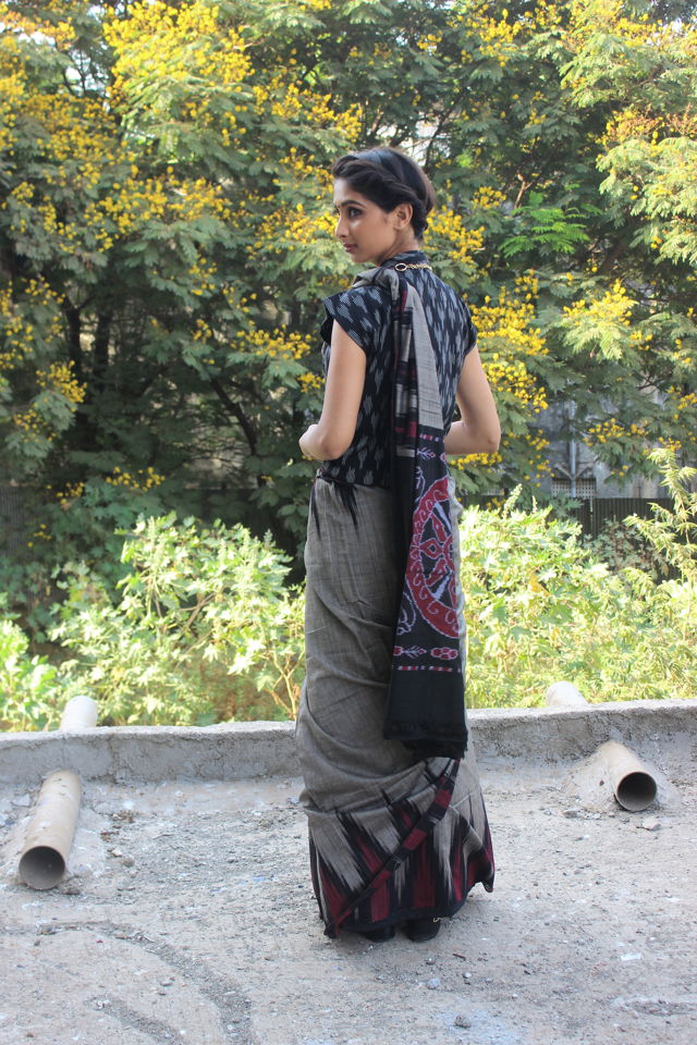 Grey Cotton Saree - Fashion Brand & Designer Priti Sahni 3
