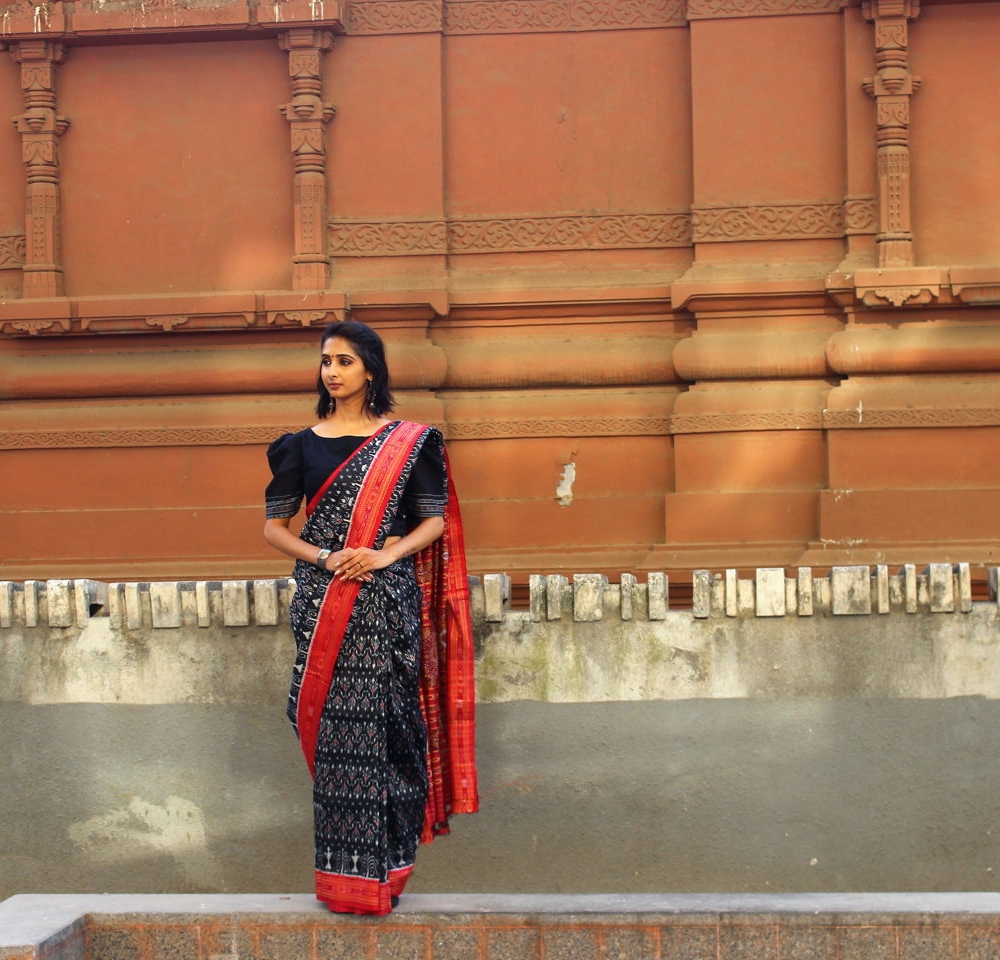 Black Pure Silk Saree Amota : Handwoven Clothing 6