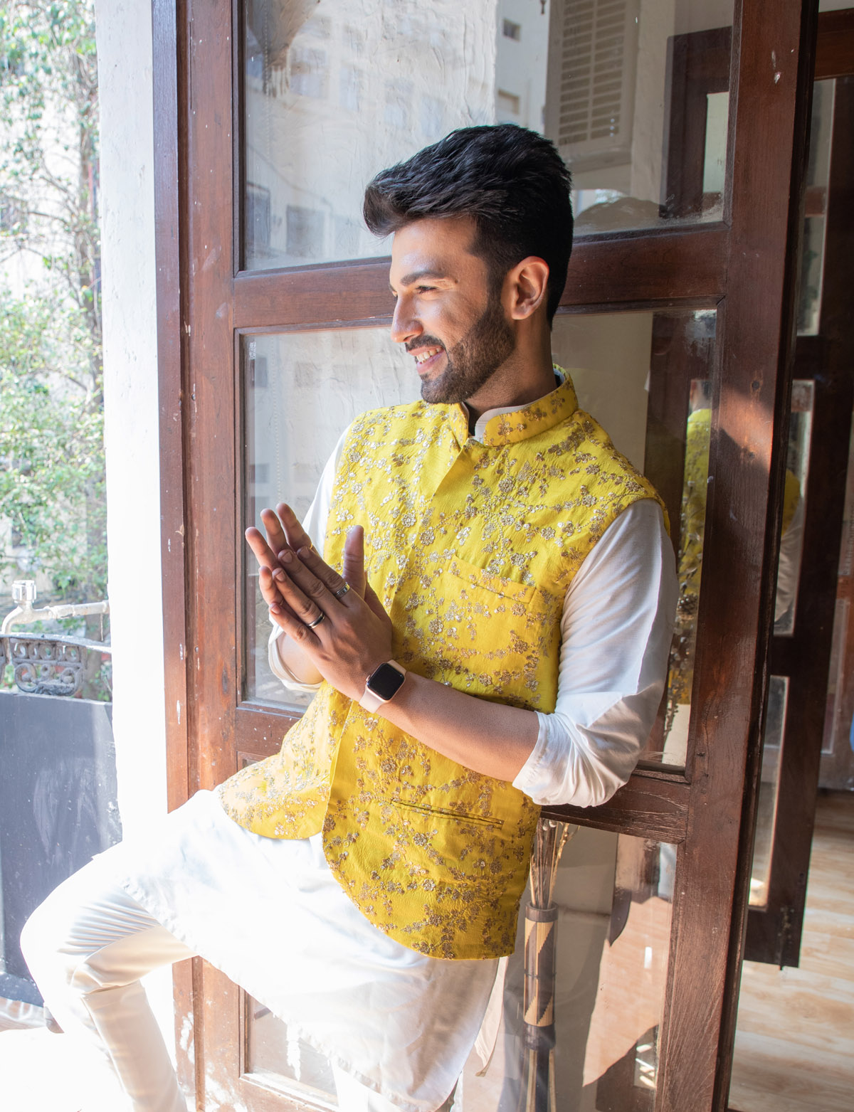 Ivory Kurta and Pant Set with Yellow Vest - Fashion Brand & Designer Priti Sahni 2