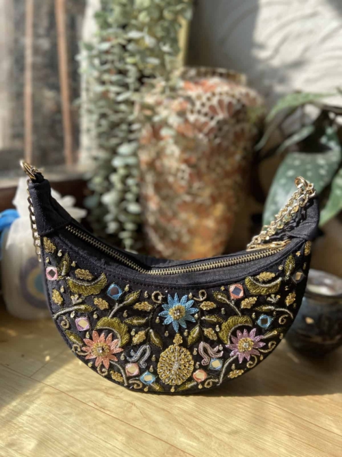 Black Crescent Garden Accessories