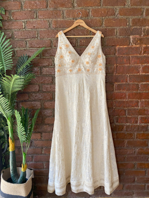Ivory Gown with Peach Floral Embrodiery btco13jun24